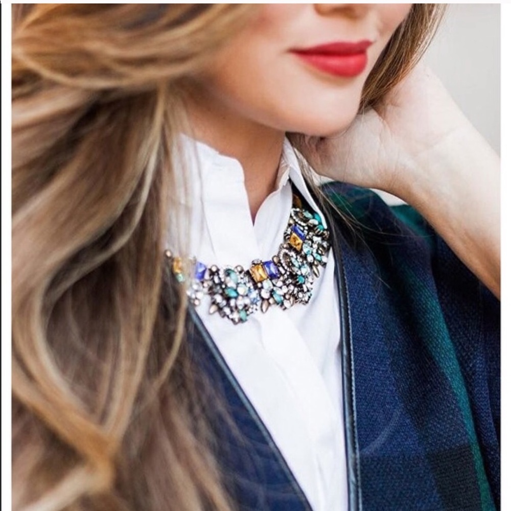 Gorgeous Statement Necklace!